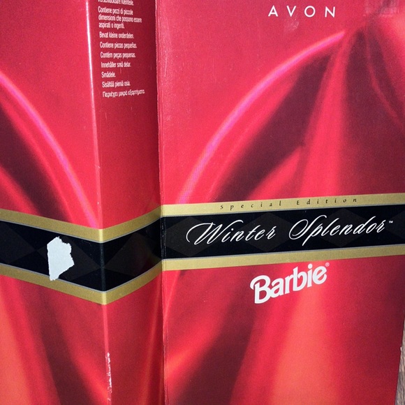 New In Box - Vintage Avon Winter Splendor Barbie - Picture 3 of 7